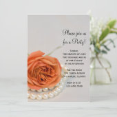Orange Rose und Perlen Allgemeine Party Einladung (Stehend Vorderseite)