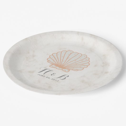 Orange Rustic Seashell Wedding Pappteller (Schrägansicht)