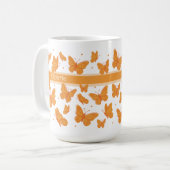 Orange Schmetterlinge & Punkte Benutzername Monogr Kaffeetasse (Vorderseite Links)