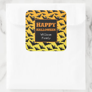 Orange schwarze Fledermäuse Halloween-Muster Perso Quadratischer Aufkleber
