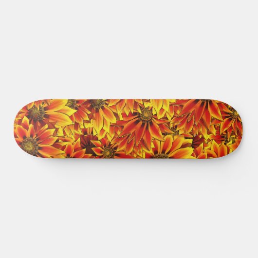 Orange Sonnenblumen Skateboard (Horizontal)