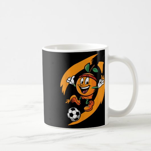 Orange spielt Fußball Kaffeetasse (Rechts)