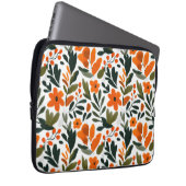 Orange Spring Flowers Elegant Chic Floral Pattern  Laptopschutzhülle (Vorne Rechts)