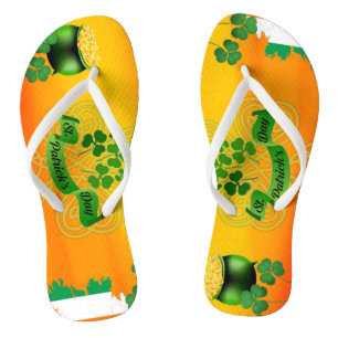 Orange St. Patricks Day Shamrock Pot o' Gold Flagg Badesandalen