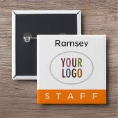 Orange Staff Pinback Abzeichen mit Logoquadrat Button