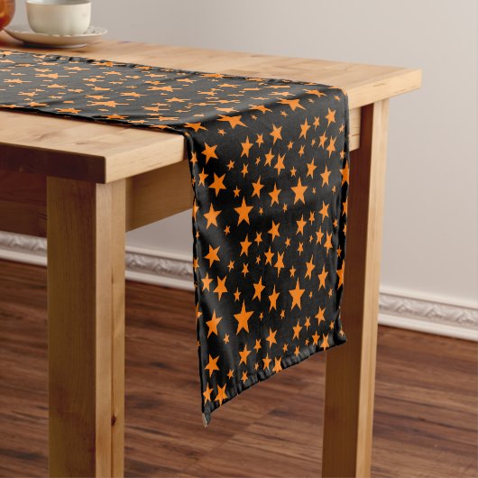 Orange Stars | Halloween Decorative Kurzer Tischläufer (Beispiel)