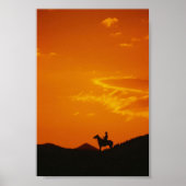 Orange Sunset mit Cowboy-Silhouette Poster (Vorne)