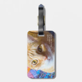 Orange Tabby auf Steppdecke Gepäckanhänger (Rückseite vertikal)