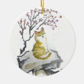 Orange Tabby-Katze mit Pflaume blüht Verzierung Keramik Ornament (Vorne)