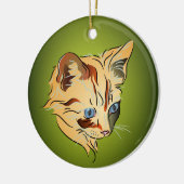 Orange Tabby Kitten mit blauen Augen Weihnachten Keramik Ornament (Links)