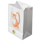 Orange Tabby Mittlere Geschenktüte (Vorderseite Schrägansicht)