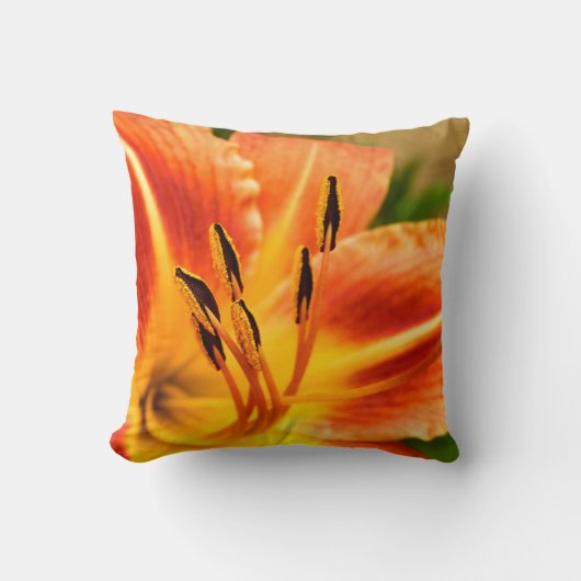 Orange Tiger Lily Throw Cushion Kissen (Vorderseite)