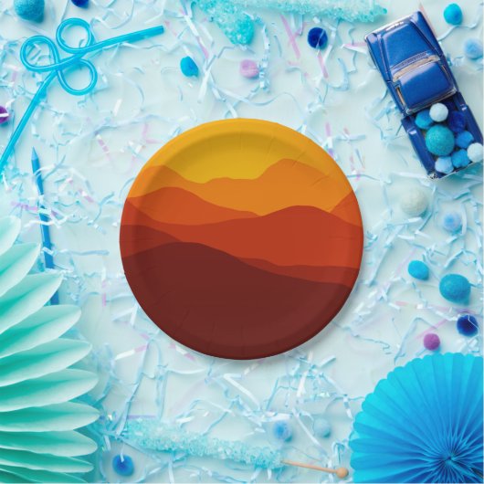 Orange tont Sonnenuntergang über Pappteller (Party)