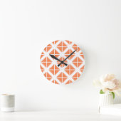 Orange Trendy Triangle Pattern Runde Wanduhr (Zuhause)