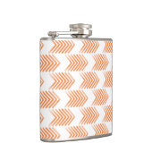 Orange Tribal Arrow Muster Flachmann (Rechts)