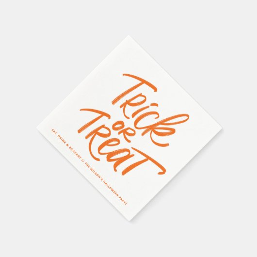 Orange Trick oder Treat Lettering Halloween-Party Serviette (Ecke)