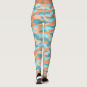 Orange Türkise Aquamarin Blue Camouflage Pattern Leggings (Rückseite)