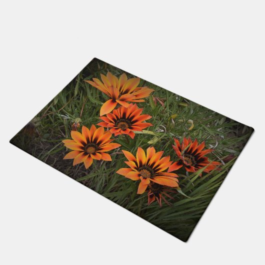 Orange und Black Gazanias Door Mat Fußmatte (Schrägansicht)