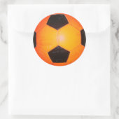 Orange und Black Soccer Ball Runder Aufkleber (Tasche)