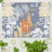 Orange und Blue Chinoiserie Pagodas Monogram Geschirrtuch (Gefaltet)