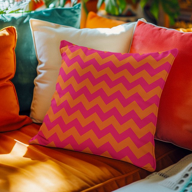 Orange und Pink Zigzag Kissen (Orange and Pink Zigzag Throw Pillow)