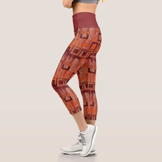 Orange und Red Geometric Capri Leggings (Links)