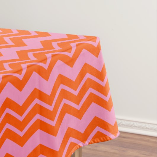 Orange- und rosa Chevron-Musterdesign Tischdecke (Beispiel)