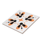 Orange und Schwarz auf weißem, kompliziertem Muste Fliese (Seite)