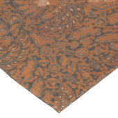Orange und schwarze Batik Tischdecke (Schrägansicht)