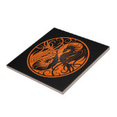 Orange und schwarze fliegende Yin Yang Drachen Fliese (Seite)