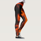 Orange und schwarzes Feuer-abstrakte Leggings (Rechts)