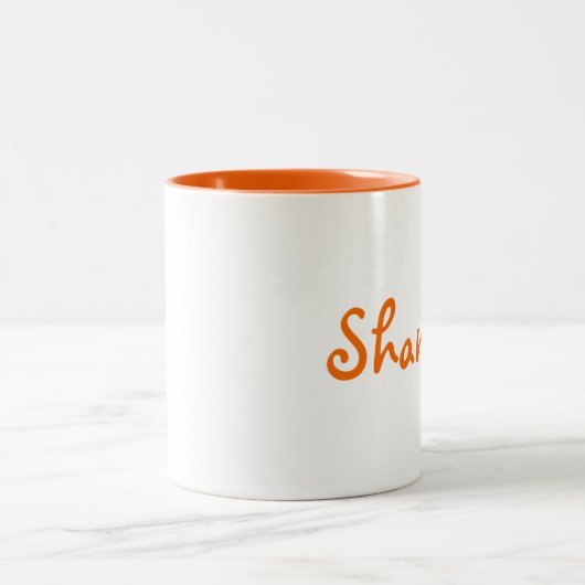 Orange und weiße Tasse des personalisierten Tones (Mittel)
