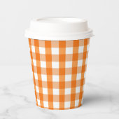 Orange und White Gingham Checkered Halloween Pappbecher (Vorderseite)