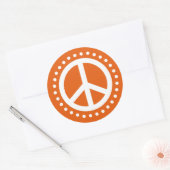 Orange und White Retro Polka Dot Peace Symbol Runder Aufkleber (Umschlag)