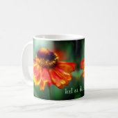 Orange und Yellow Daisy Blume Personalisiert Kaffeetasse (Vorderseite Links)