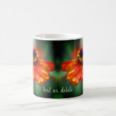 Orange und Yellow Daisy Blume Personalisiert Kaffeetasse (Mittel)