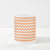 Orange und Zickzack Zigzag Muster Mattglastasse (Mittel)