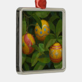 Orange verziert WeihnachtsTasse Silbernes Ornament (Rechts)