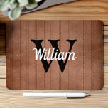 Orange Vintag Pinstrichband Retro Monogramm Mousepad<br><div class="desc">Dieses Design zeichnet sich durch ein Vintages pinstripe Muster in verbrannter Orange mit cremefarbenen Streifen aus. Personalisieren Sie es mit Ihrem Monogramm initial in off-black und Ihrem Namen in weißem Retro-Skript.</div>