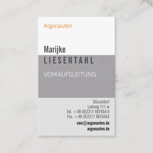 Orange weiß Monogram Hochformat Visitenkarte (Vorderseite)