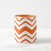 Orange Weiße Chevron-Zickzack-Musterdesign  Tasse (Zentrum)