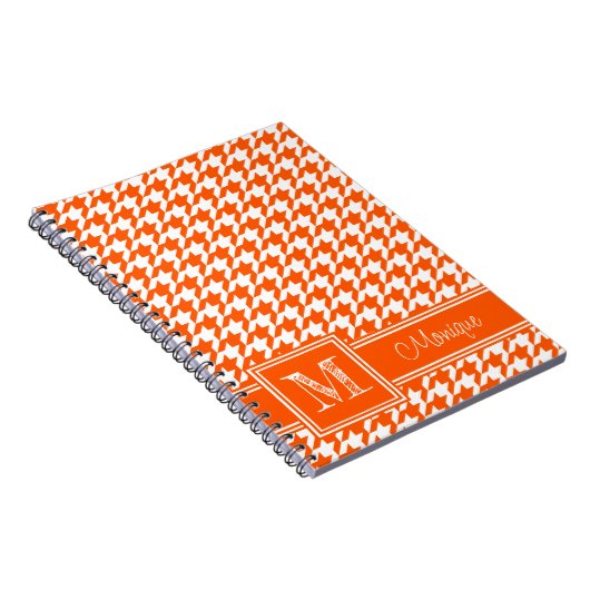 Orange White Hahnentrittmuster | Modernes Monogram Notizblock (Rechte Seite)