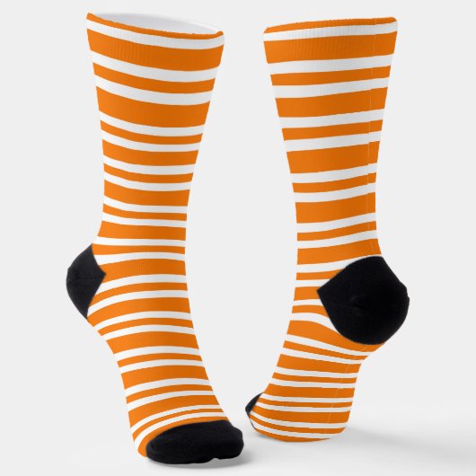 Orange White Stripes Pattern Socken (Gewinkelt)