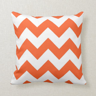 Orange & White Zigzag Streifen dekorativ Kissen