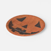 Orange Wooden Kürbis Rustikales Halloween Pappteller (Schrägansicht)