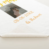 Orange yellow retro photo happily married couple sherpadecke (3/4)