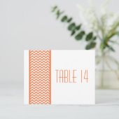 Orange Zickzack Border Tischnummer Postkarte (Stehend Vorderseite)