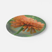Orange Zinnia Jubiläumsplatte Pappteller (Schrägansicht)