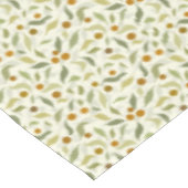 Orangefarbene Berries und Blätter auf Creme - Must Tischdecke (Schrägansicht)