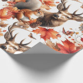 Orangefarbene Blätter und Hirsche im Herbst Geschenkpapier (Ecke)